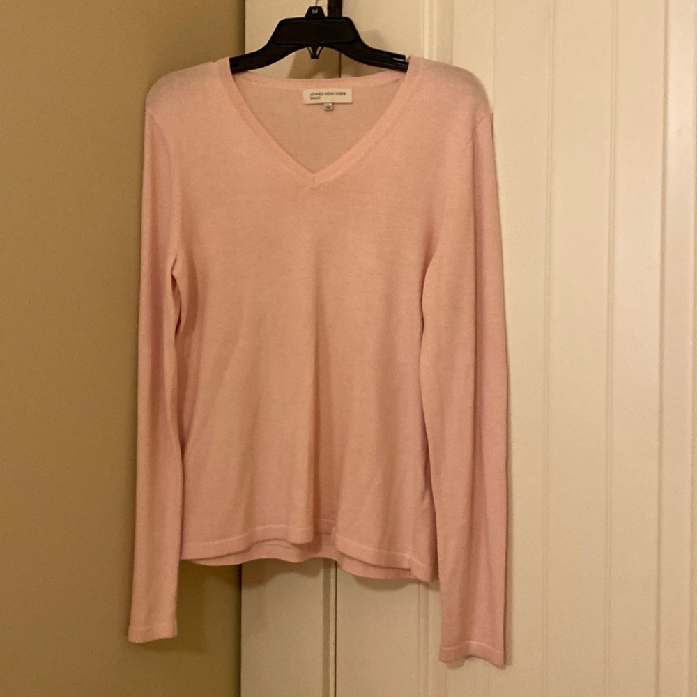 Lightweight light pink Jones New York Sport sweater, size L.